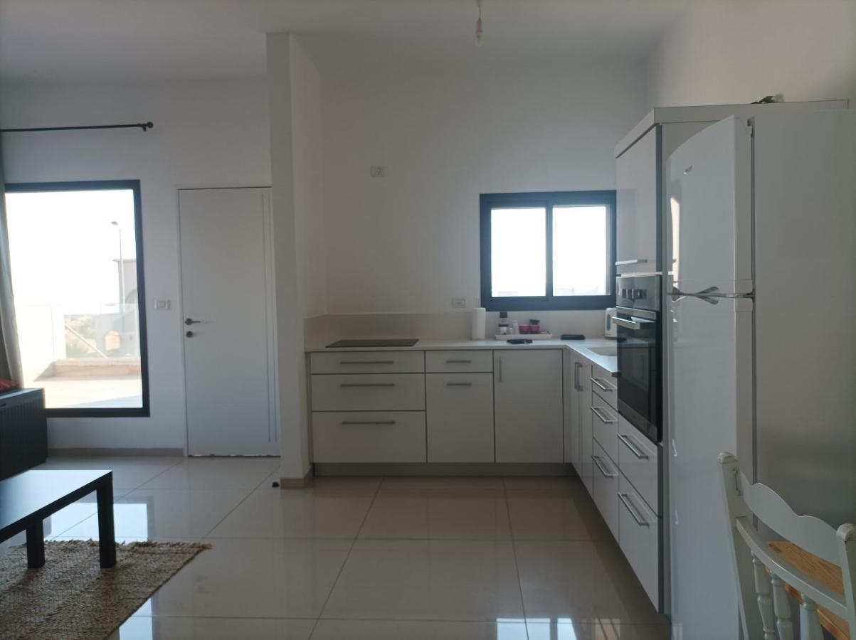 נוגה בגולן Apartment Qasrine Bagian luar foto